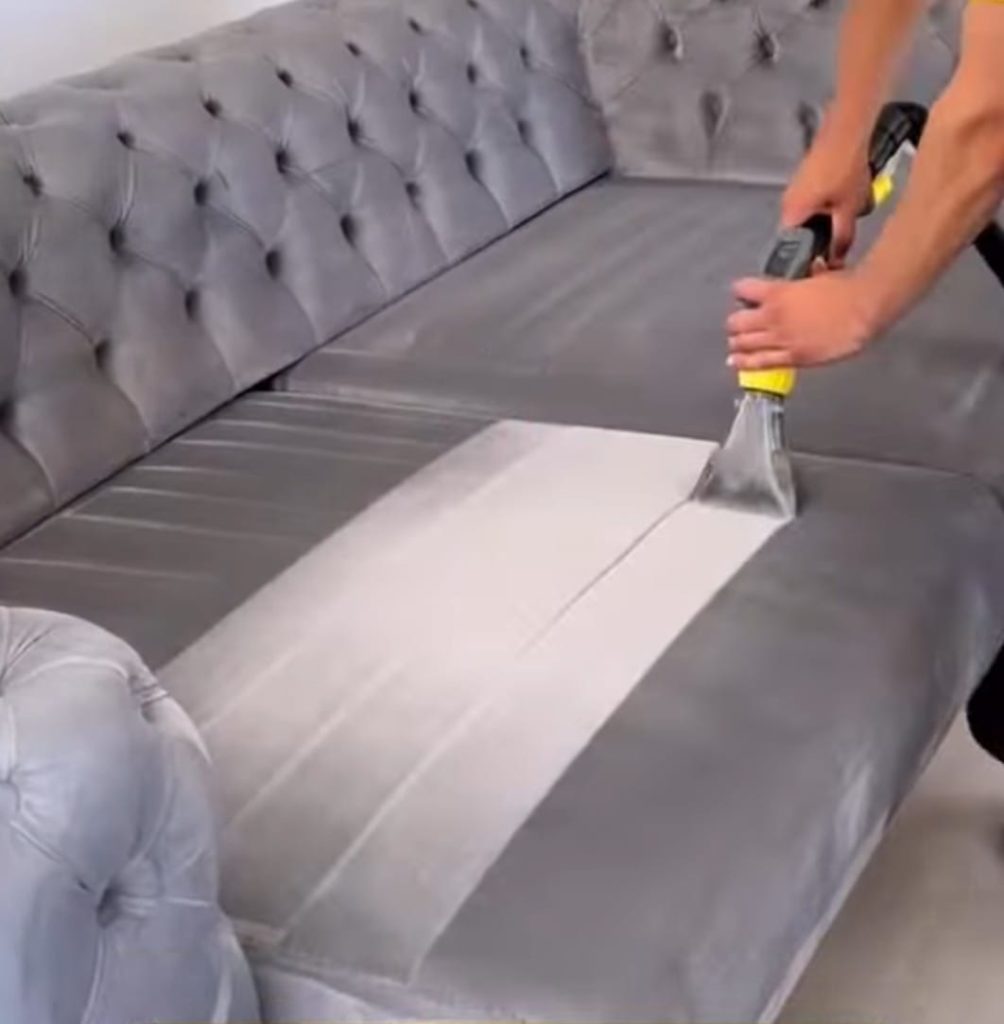 Cuanto cuesta limpiar un sofá a domicilio